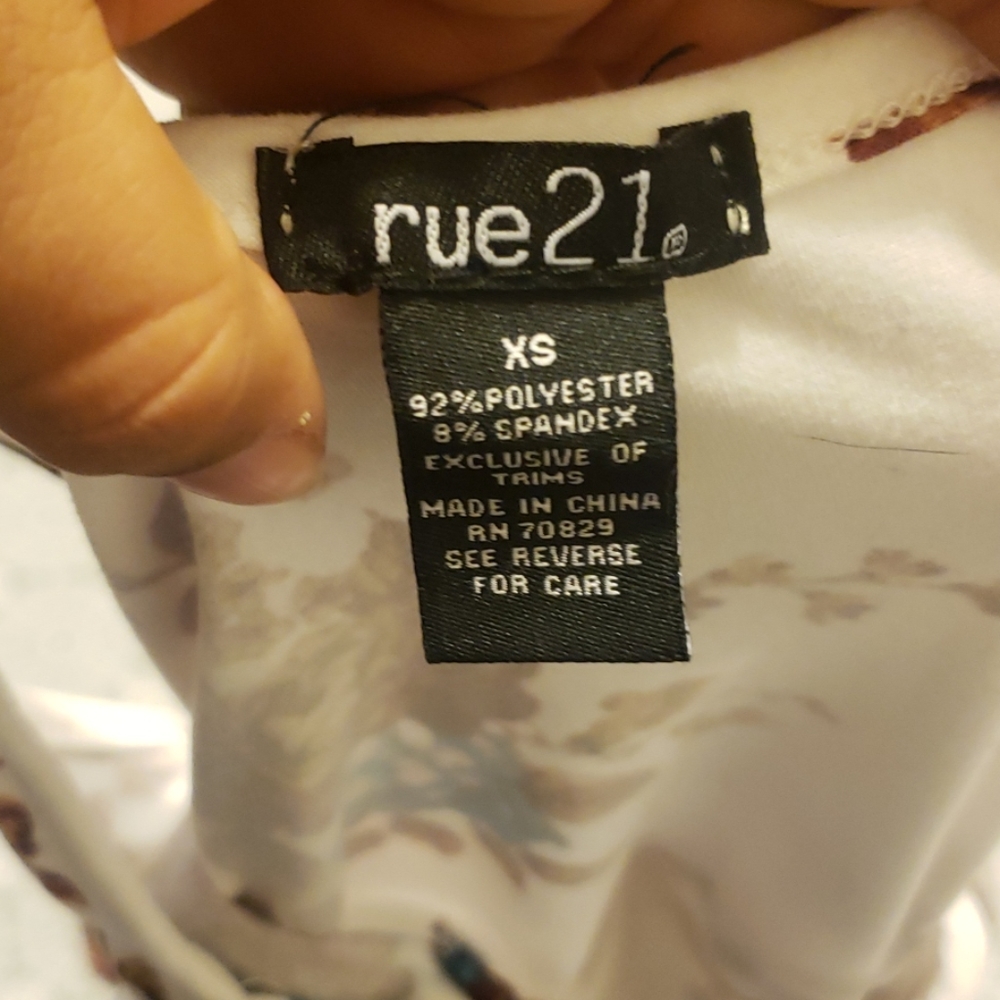 Shirt - Picture 3 of 3